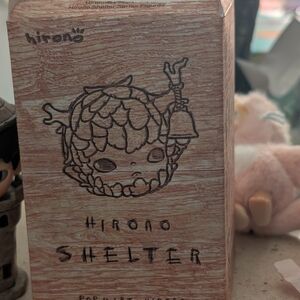 Hirono Shelter Figure Box